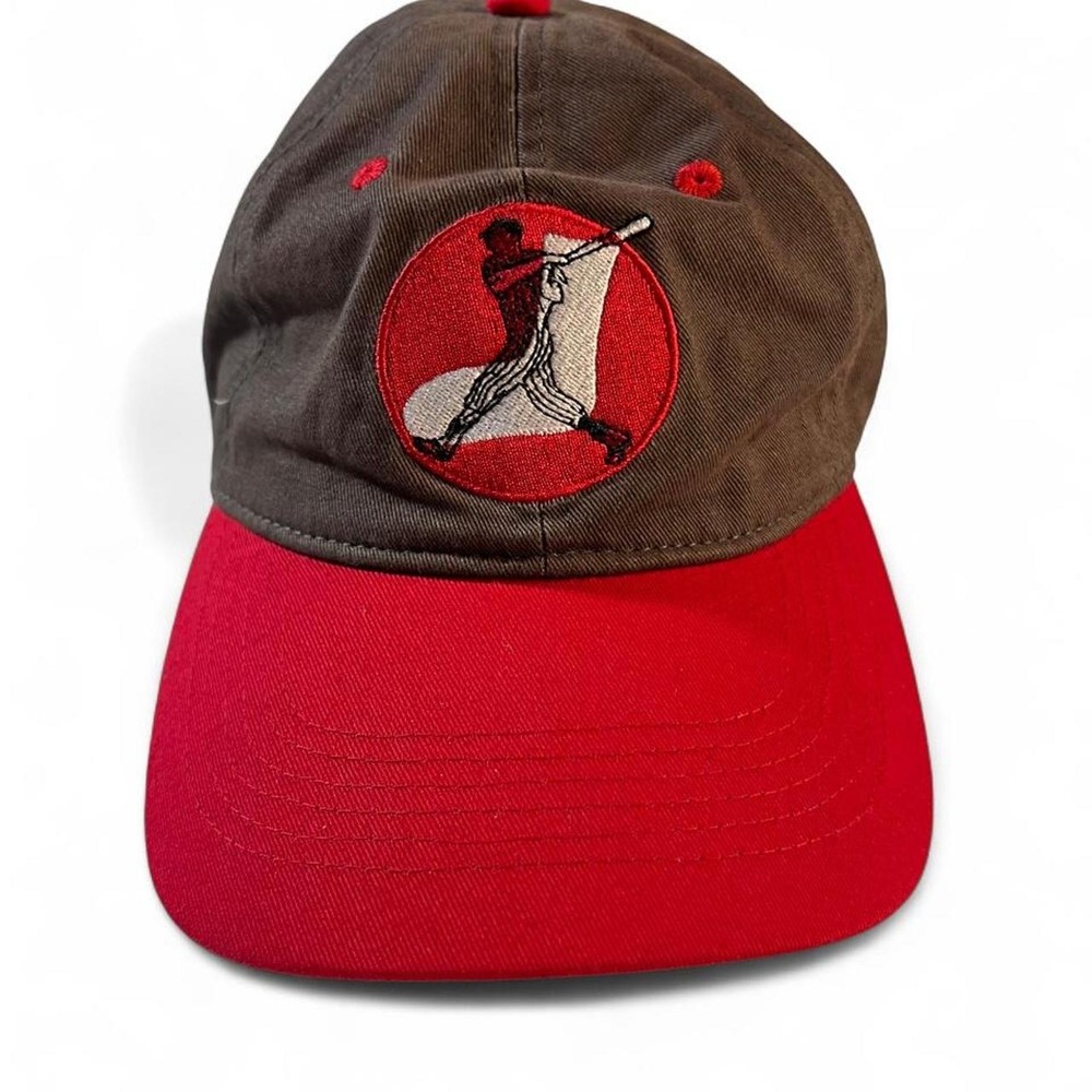 Chicago White Sox baseball cap with red and brown color blocking